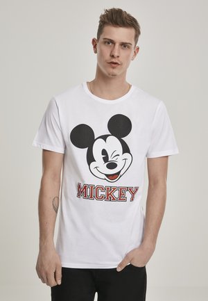 Hvit bomull t-skjorte med et stort svart og rødt Mickey Mouse-trykk på fronten, med fet skrift som staver "MICKEY" under.