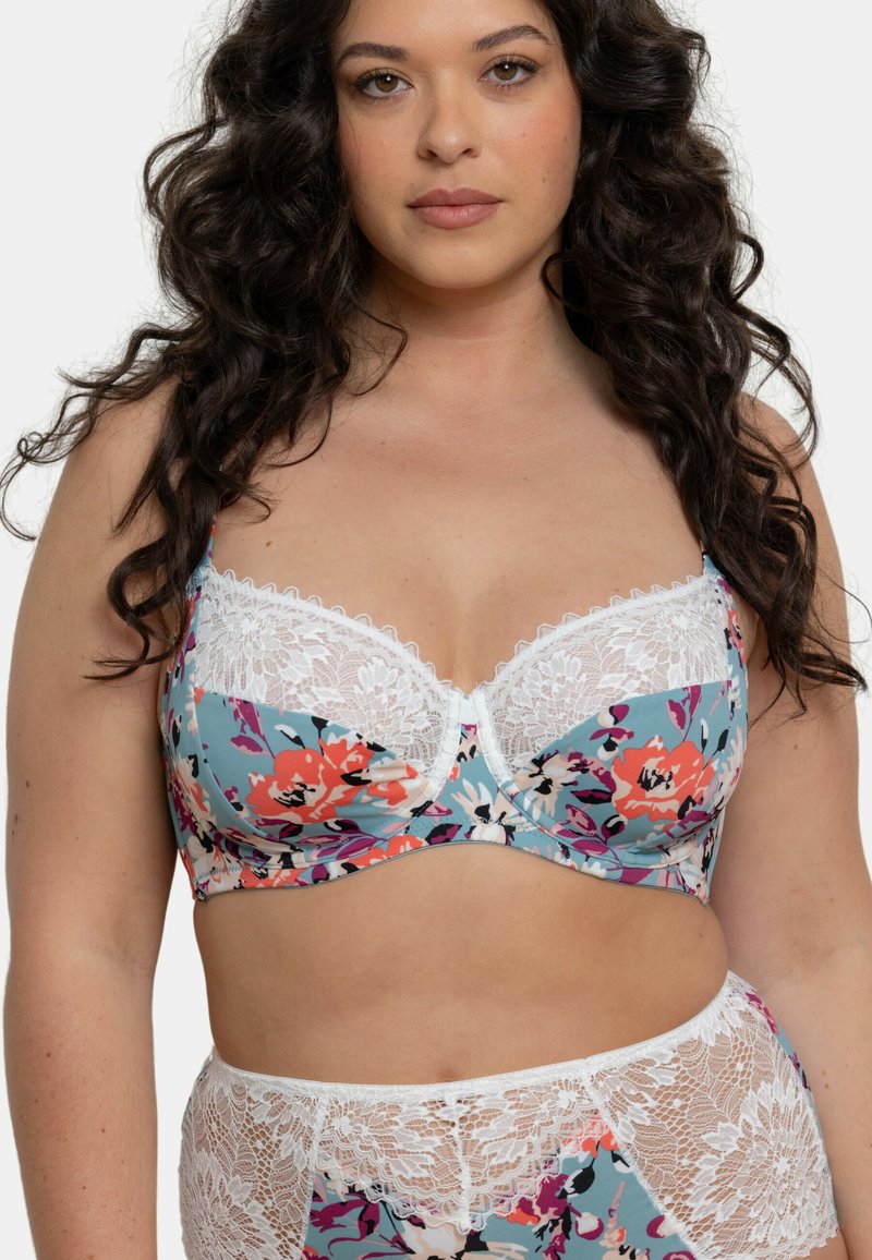 Soutien-gorge en dentelle florale bleu, avec un motif floral multicolore, des bordures en dentelle et un soutien-gorge avec armatures. Tissu doux, accents en dentelle blanche transparente.