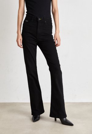 dkny plus jeans