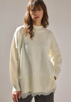 Touché Privé, SWEATER WITH LACE DETAILS - Pullover - cream
