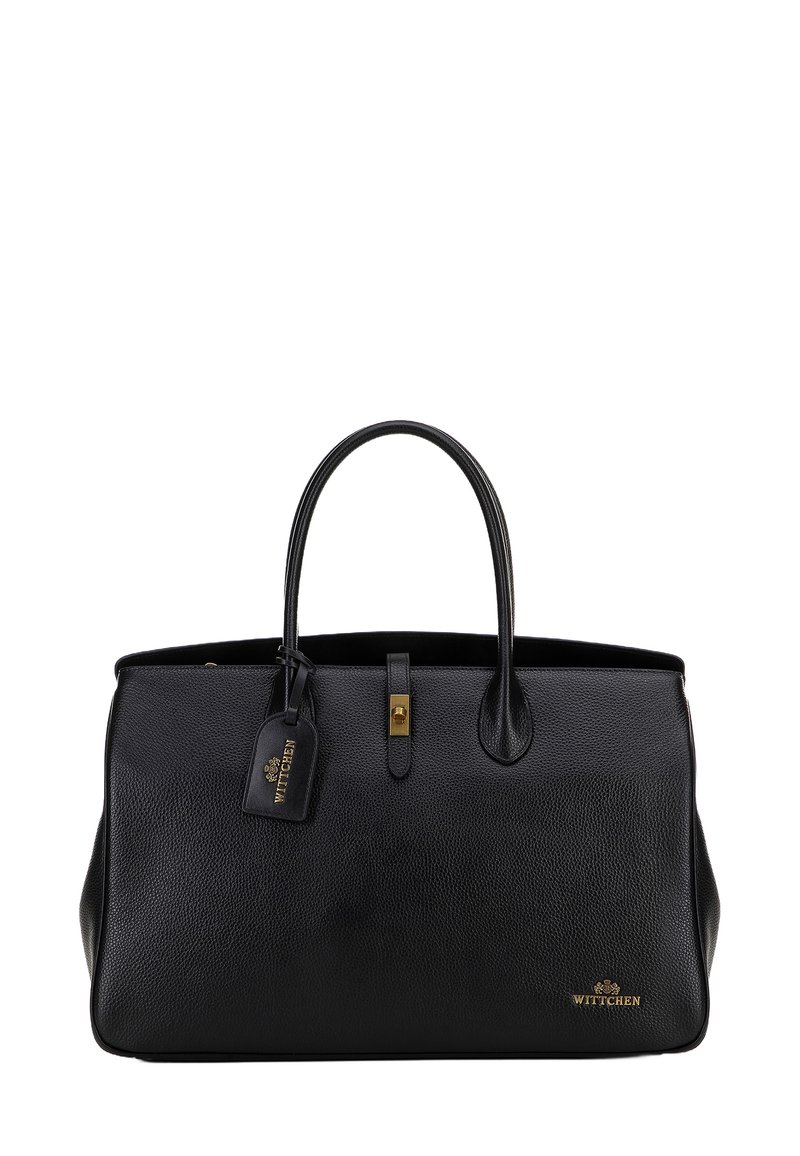 Borsa a tracolla nera in pelle con texture a granuli, due manici rotondi, dettagli in oro e un logo dorato sul davanti. Chiusura con bottone a scatto per una maggiore sicurezza.
