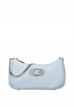 Borsa a spalla in satin azzurro chiaro con tracolla in catena argentata e logo tempestato di strass sul fronte. Texture liscia, forma curvata.
