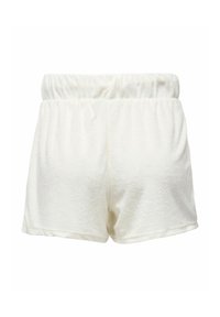 Cremfarbene, weiche Shorts aus Frottee mit einem elastischen Bund. Enthält eine lockere Passform und gesäumte Kanten, geeignet für die Freizeit.