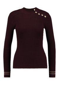 Pull maroon côtelé avec un col montant, des manches longues et des accents de boutons dorés aux épaules. Présente des poignets rayés métalliques.