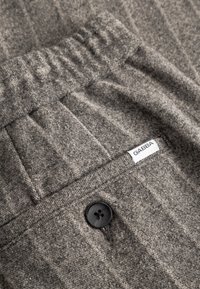 Gabba UNDEFINED - Nohavice - grey stripe