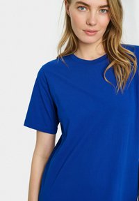 Saint Tropez FARIASZ - Džersejové šaty - surf blue
