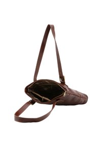 Borsa a tracolla in pelle marrone con una sola cinghia, chiusura con zip, tasche interne e una fodera a quadri. Texture liscia e forma slanciata.