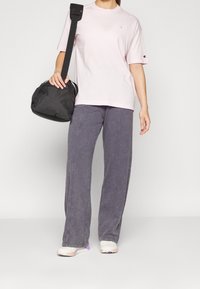 Champion Jednoduché tričko - light pink