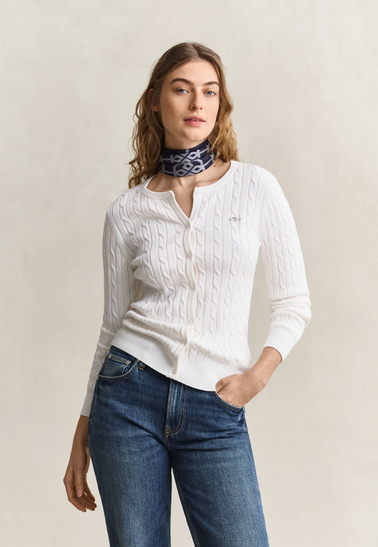 CABLE CARDIGAN