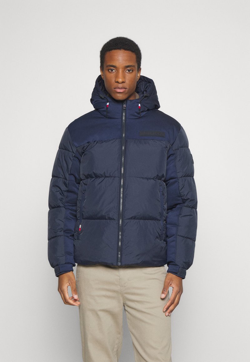 Tommy Hilfiger - NEW YORK HOODED JACKET - Palton scurt - desert sky, Extindeți