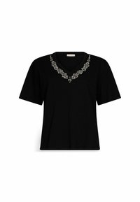 T-shirt nera a maniche corte con scollo a V e decorazioni floreali in argento e bianco attorno al collo. Tessuto morbido.