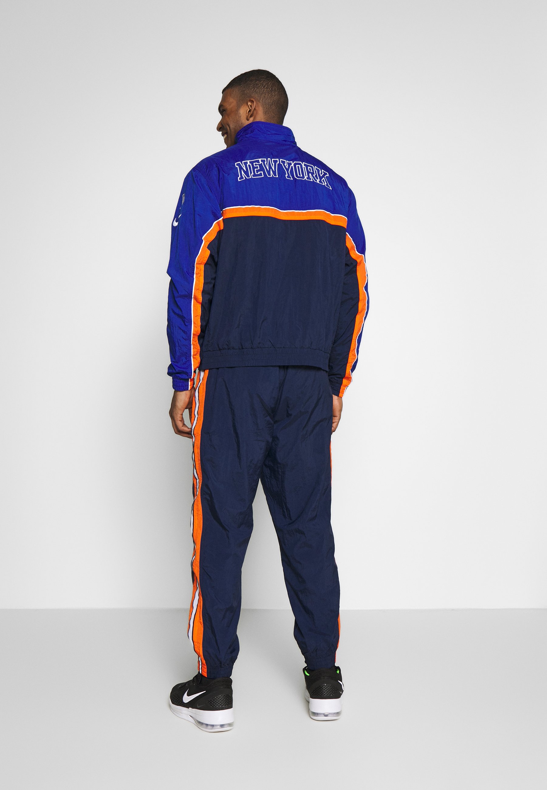 new york knicks tracksuit