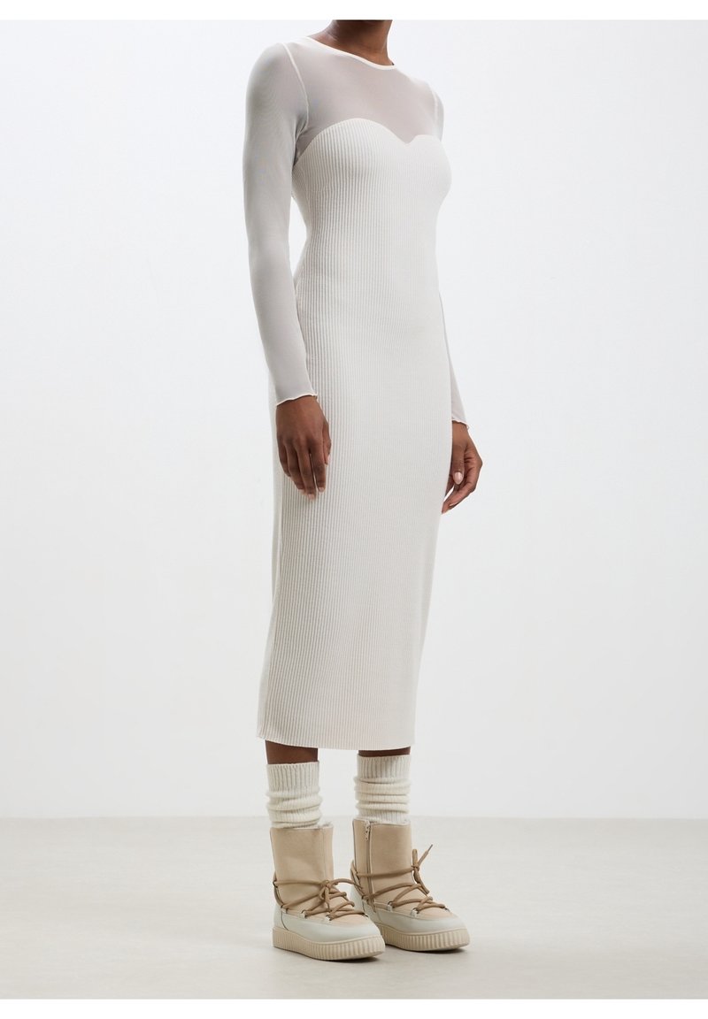 Calliope Shift dress - white - (Pre-owned) - Zalando