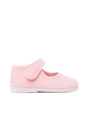 Rosa Leinenschuh mit abgerundeter Zehenpartie, Klettverschluss und weißer Gummisohle. Einfaches Design ohne sichtbare Muster oder zusätzliche Akzente.