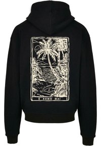 Sort hoodie med en frontkanguru lomme, snoretræk til hætten og et detaljeret cremet print af palmer og en solnedgang på ryggen.