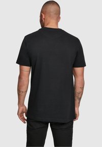 Mister Tee TUPAC HEAVEN TEE - T-shirt imprimé - black