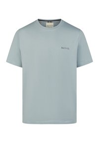 T-shirt en coton bleu clair avec des manches courtes, col rond et petit logo brodé sur la poitrine. Texture douce, couleur unie, design décontracté.