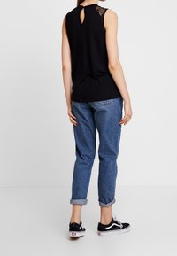 Vero Moda Top - black