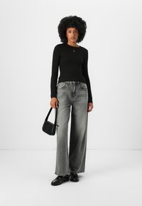 Tommy Jeans CHARLIE LOOSE  - Wide leg - denim grey