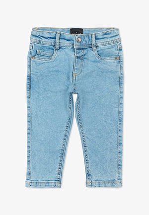 Jean bleu clair pour tout-petit avec poches avant et poche monnaie, fermeture par bouton métallique et ourlets cousus, présenté à plat sur fond blanc.