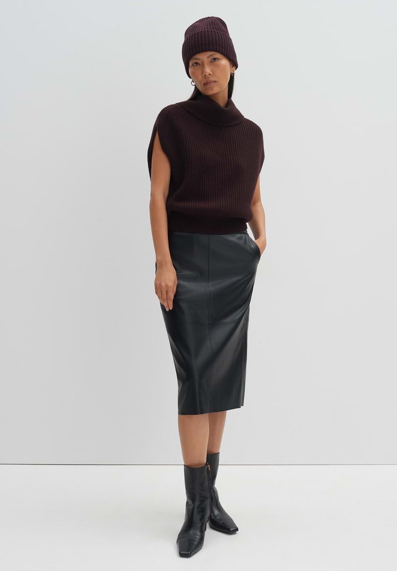 someday. BEKY SOFT - Beanie - plum