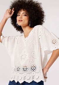 Apricot EMBROIDERED - Camicetta - white