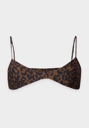 Top de bikini con estampado de leopardo en marrón y negro con finas tiras ajustables en los hombros sobre un fondo liso.