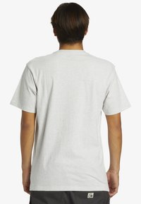 Quiksilver Triko s potiskem - scvw