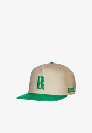 Beige lippalakki vihreällä viskillä, jossa on suuri vihreä "R" -logo edessä ja pieni tuotemerkki sivulla.