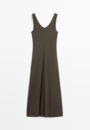 Ärmelloses dunkelolivgrünes Kleid mit V-Ausschnitt und ausgestelltem Rock, flach auf weißem Hintergrund präsentiert.
