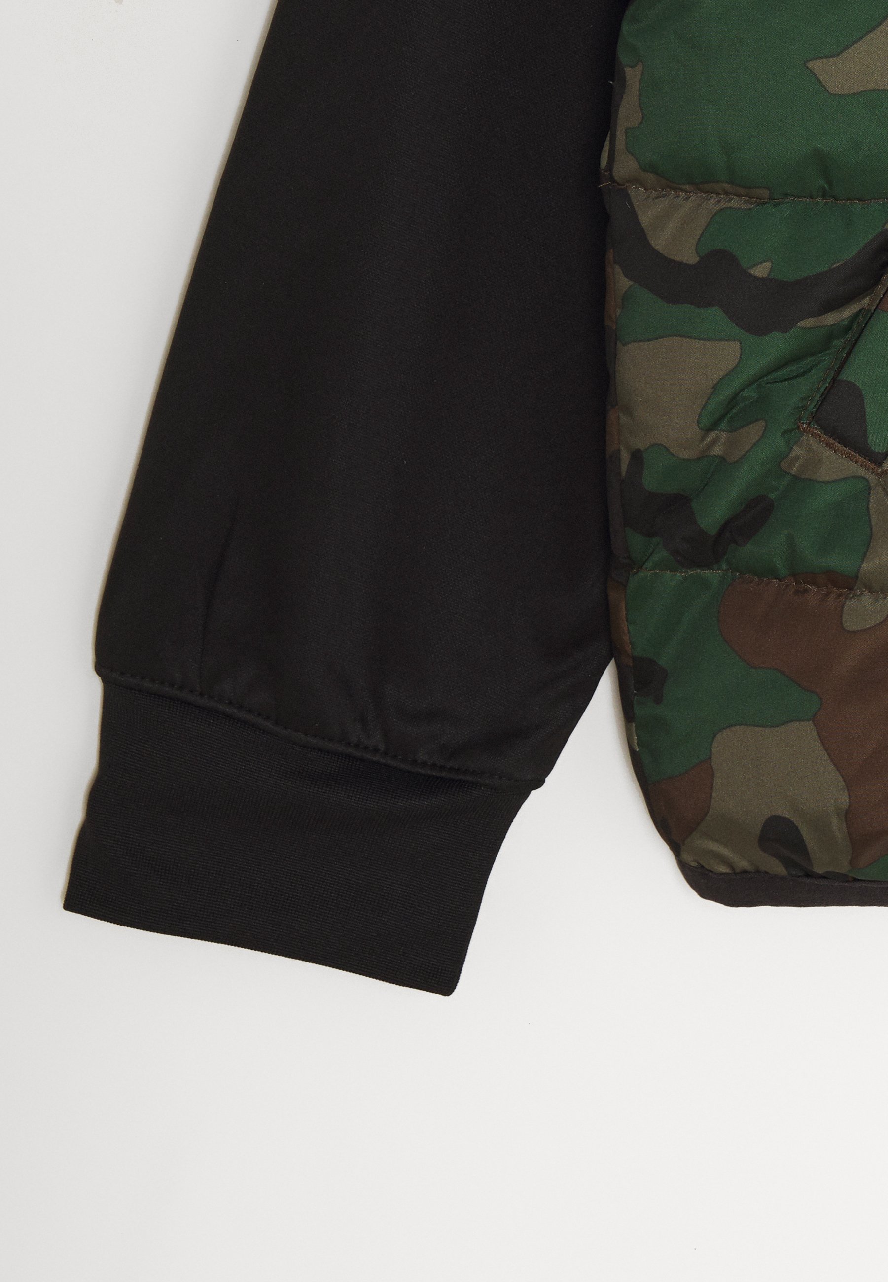 Jordan JUMPMAN CLASSIC Vinterjacka olive canvas Zalando.se Jordan JUMPMAN CLASSIC Vinterjacka olive canvas Zalando.se