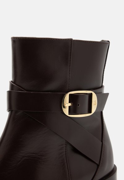 Stuart Weitzman ESME BELTED ZIP - Classic ankle boots - dark brown