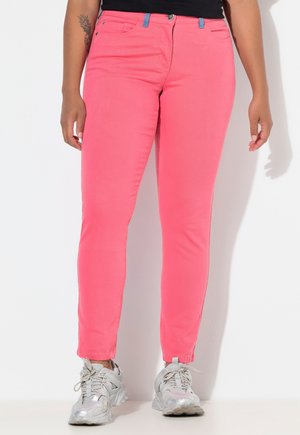 EMMA - Jeansy Slim Fit