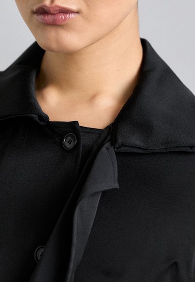 Victoria Beckham UTILITY - Mono - black