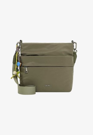 Borsa a tracolla verde oliva con esterno in nylon liscio, tracolla regolabile, tasca frontale con cerniera e dettagli decorativi a forma di ciondolo.