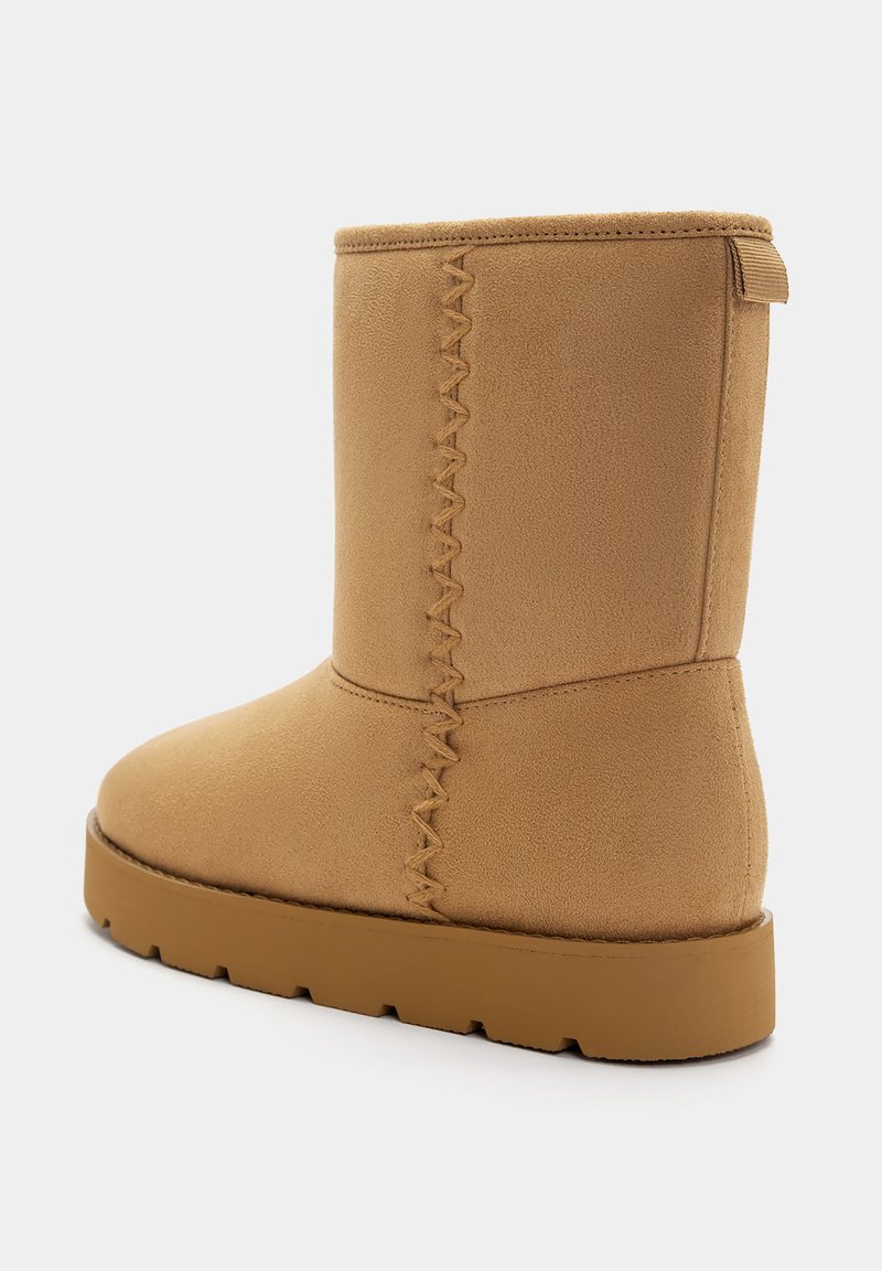 uggs pull and bear