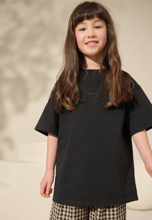 Next, Basic T-shirt - black