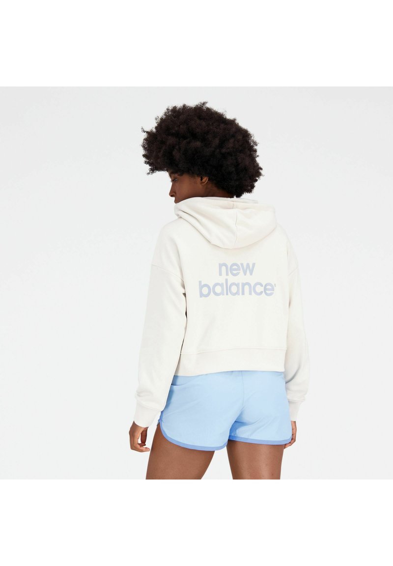New Balance ESSENTIALS GRAPHIC CROP Kapuzenpullover moonbeam