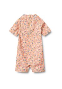 Combinaison courte florale en tissu rose doux, avec des manches courtes, une fermeture éclair au dos et un motif de fleurs éclatant.