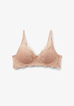 Reggiseno in pizzo rosa cipria con coppe sagomate e spalline regolabili. Presenta bordi smerlati e motivi floreali per texture e dettagli.