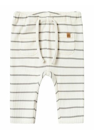 Kremowe spodnie dla małych dzieci w prążki z szarymi poziomymi paskami, z elastycznym pasem, sznurkiem i dwiema tylnymi kieszeniami.