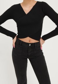 Even&Odd Sweter