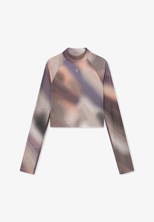 Top de cuello alto recortado de manga larga con un patrón abstracto de remolinos en tonos apagados de beige, púrpura y marrón sobre un fondo blanco.