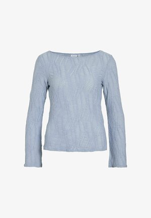 Långärmad ljusblå topp med en texturerad, vågig mönster, rundad halsringning och figurnära silhuett, tillverkad av ett mjukt, elastiskt material.