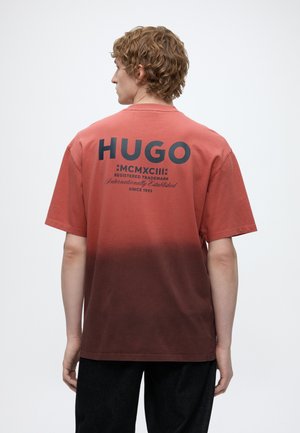 HUGO, NALONO - T-Shirt print - medium red