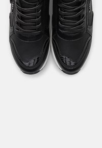 Dockers by Gerli Sneakersy wysokie