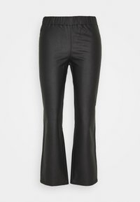 Zwarte flared broek van een gladde, gestructureerde stof. Heeft een elastische tailleband en een aansluitende pasvorm die tot de enkel reikt.