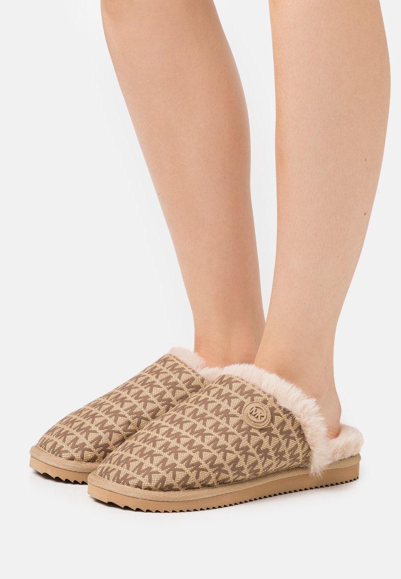 MICHAEL Michael Kors Chaussons - brown