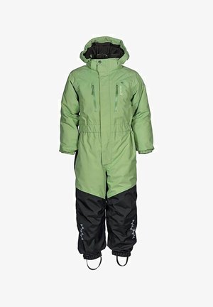 Grøn og sort isoleret skidragt med hætte, med lynlås fortil, elastiske manchetter og reflekterende detaljer på bukserne. Holdbart, vandtæt materiale.