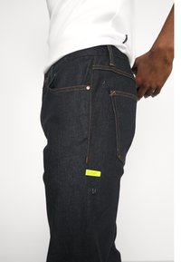 Lindbergh Jeans a sigaretta - stay blue